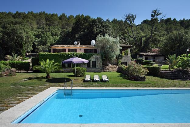 villas with swimming-pool in Polllensa/villa104